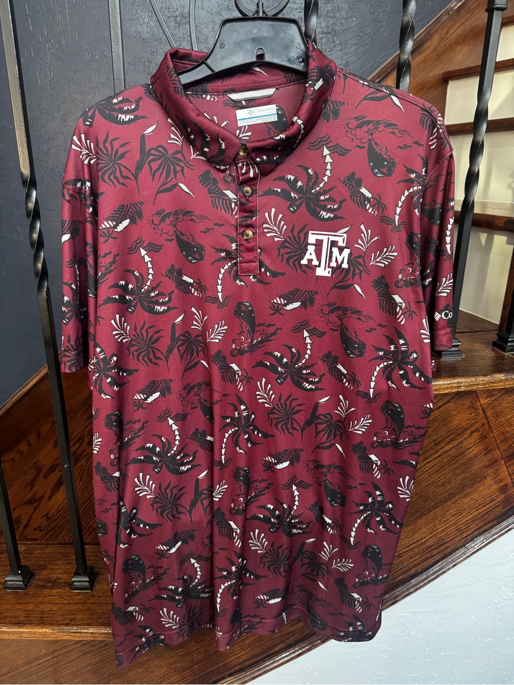 Men’s Large Columbia Maroon Patterned Polo Golf Shirt